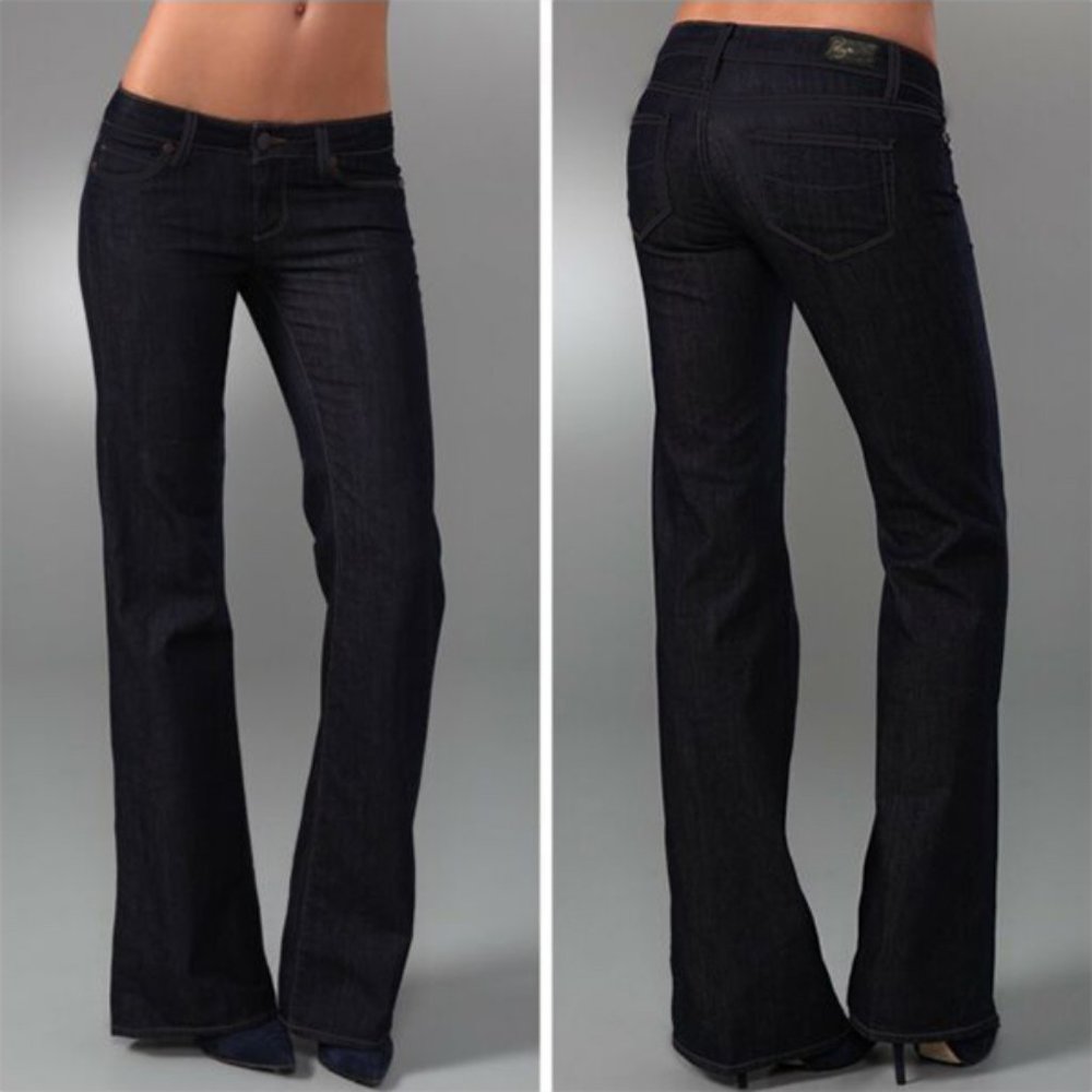 Paige Bentley Dark Wash Flare Jeans 👖